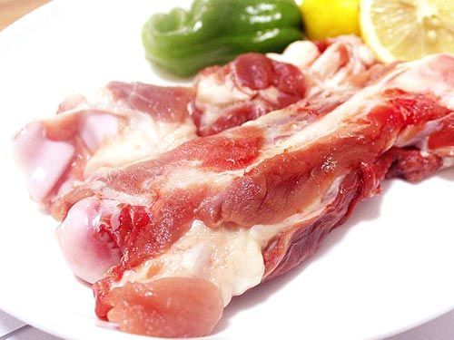 家里吃的猪肉，买回家后需要在水里清洗吗？这几点要学会（泰安市然然食品有限公司 泰安双汇总代理 ）